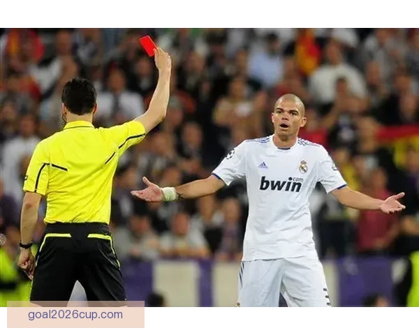 奥尔莫评论赫拉德犯规不够红牌 阿尔马达几秒后能自行走动